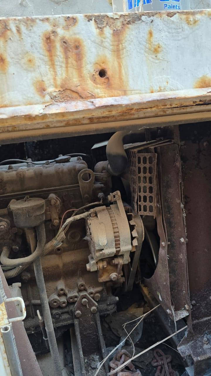 مولد شنكا صيني 20 كيفي 
محرك الديزل شغال ستندر ما مفتوح 
راس التوليد ملفوف 
حاليا غير شغاله لان متروكه 
السعر مليون ونص وبيها مجال 
مكاني بصره 
*********** البصرة, العراق
