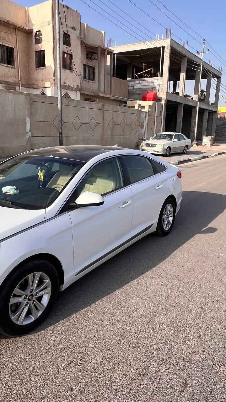 سوناتا 2017 كندي
2400 gdi
سياره نضيفه كفاله كير ومحدك حداديه وتبريد ثلج لسياره بيهه رصعه بلجاملغ لخلفي وبيهه صبغ فقط مدكر امامي وشوي من لبنيد 
لجنايه يعرفون شنو لفرق بيت الامريكي ولكندي
لسياره دواخل عسلي
شاشه حجم كبير
شفتات ستيرن
رادار امامي خلفي
حساسات خلفي امامي
رقمها اربيل تريد تحويل تريد وكاله
مكان السياره البصره
الهاتف ***********
سعرها 119 وبيهه مجال حك لجيه
