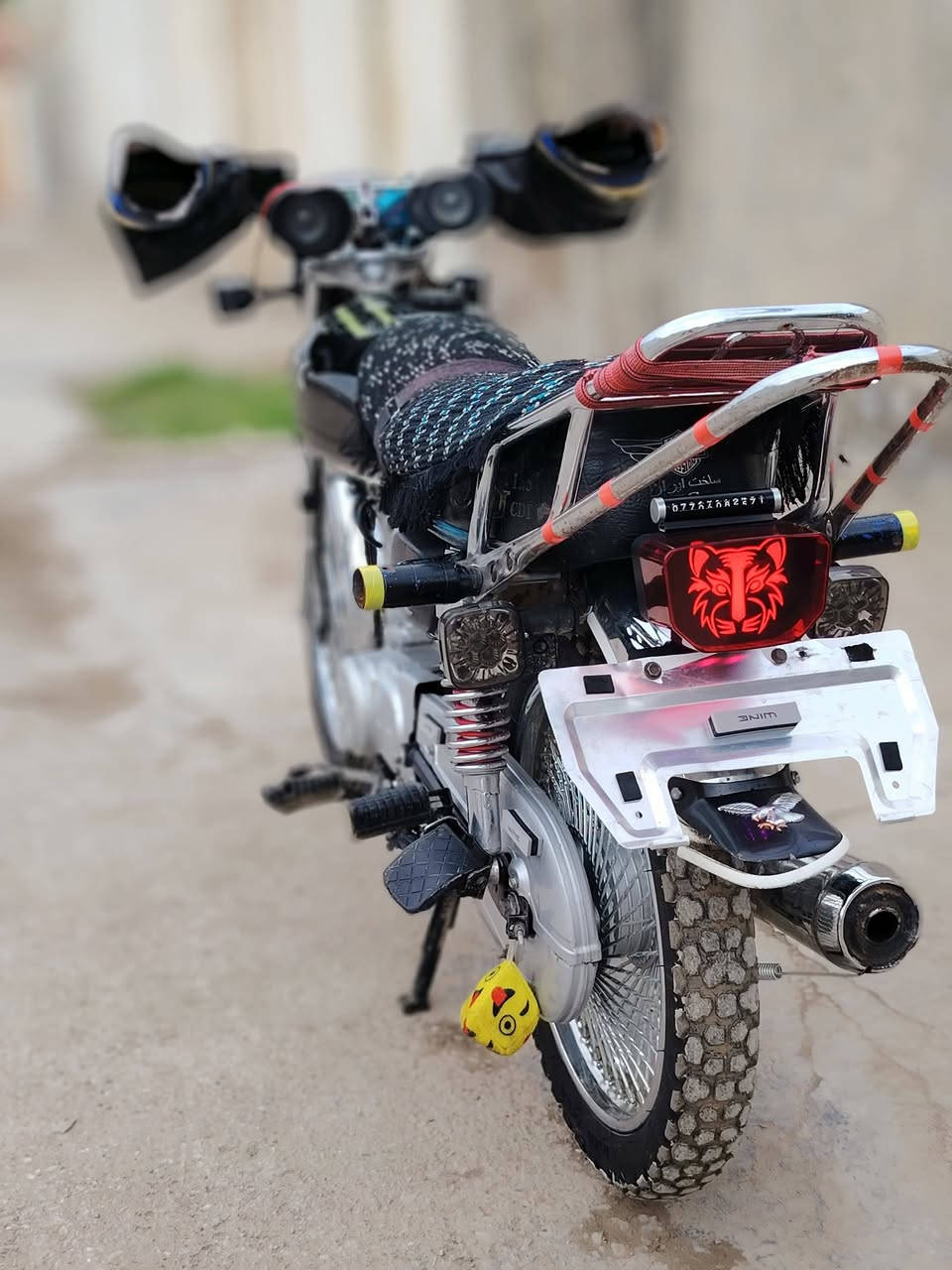 للبيع دراجه ٤ كير موديل ٢٣ نضيفه رقم الهاتف *********** مكان شيخ بابا
