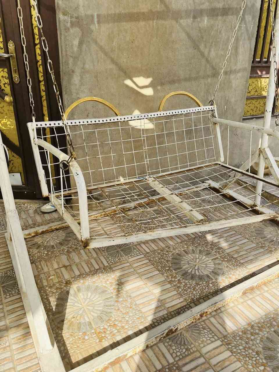 مرجوحة عوزها بس لحيم تشيل 3 نفرات سعرها 60 وبيها مجال ***********
