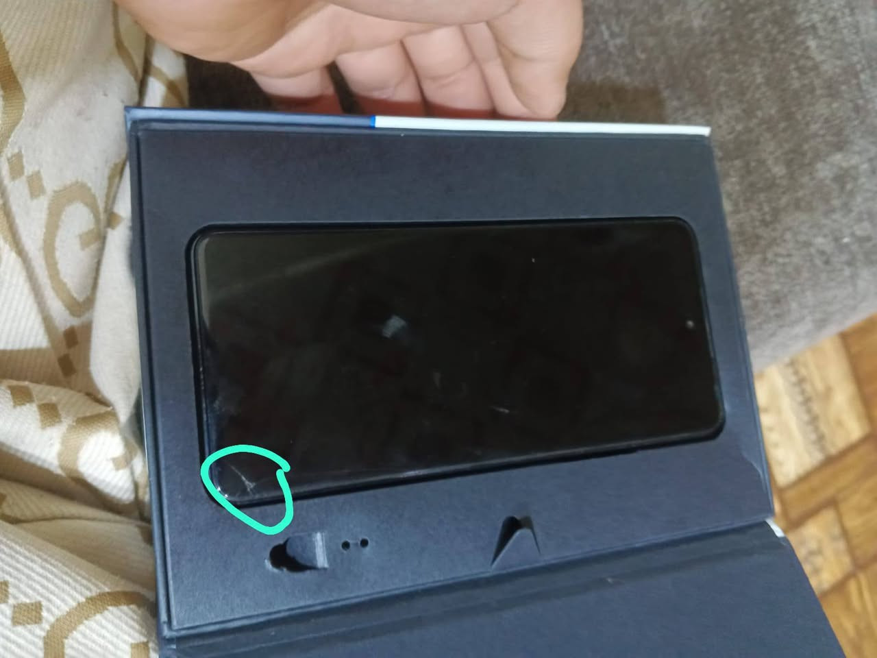 تكنو بوفا 6 ذاكر 256 بطاريه
6000 نقال يخبل مال العاب بس كارتون ويا سعر 125 وبي مجال *********** مكاني حيانيه
