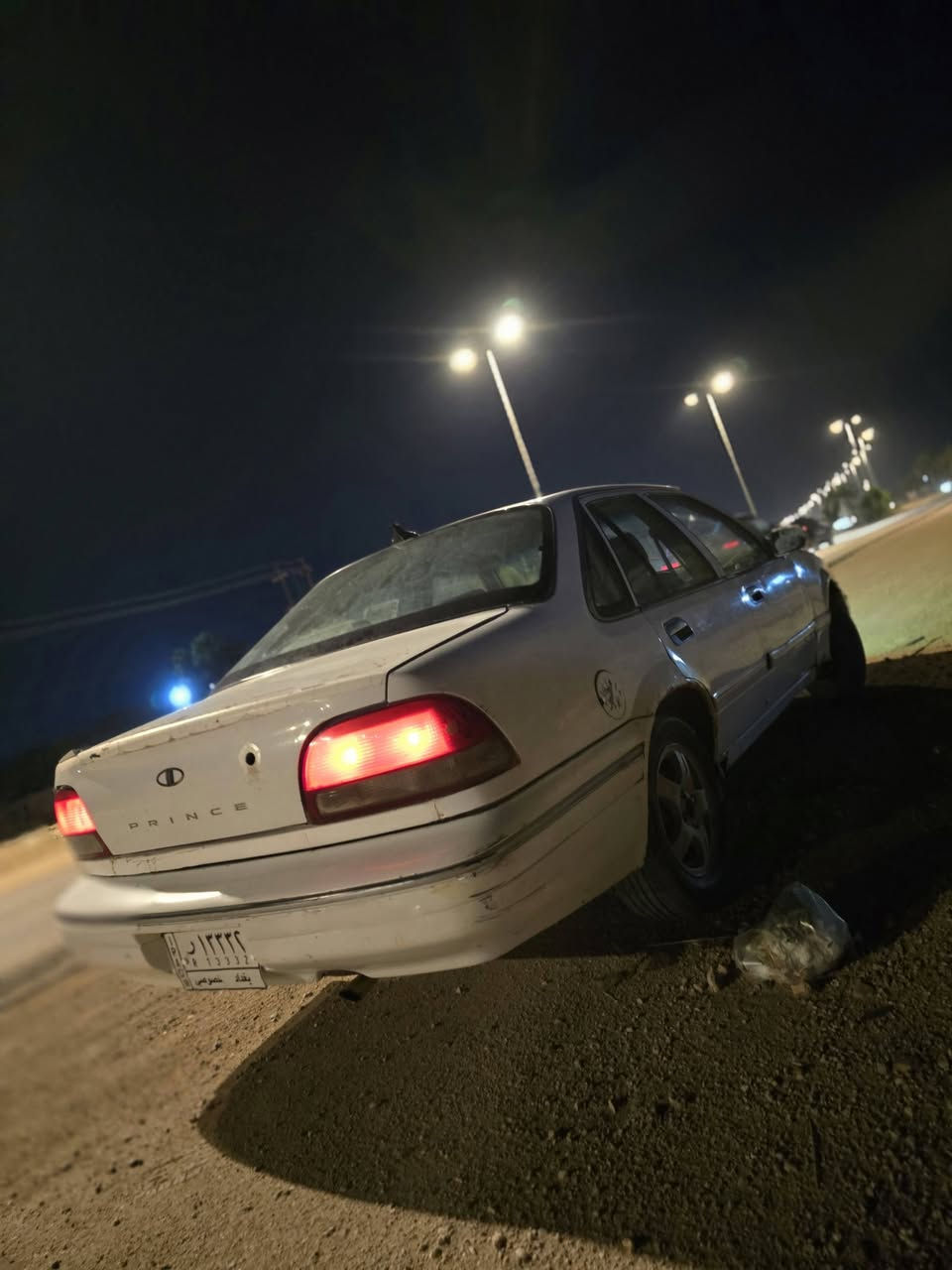 للبيع دايو برنس موديل 1996
السعر : 30 وبيه مجال قليل محرك وكير مكفولات غرفته مطعمه بصاج خشبي ونضيفه سنويه ساقطه سنه وحده حداديه نص ونص كهربائيات شغاله رقم بغداد مميز تبريد منظومه كامله نقص فقط كمبريسر تخم تايرات بالجيس سياره حلوه ونضيفه
المكان:
 حله - قضاء الهاشميه.  ***********
