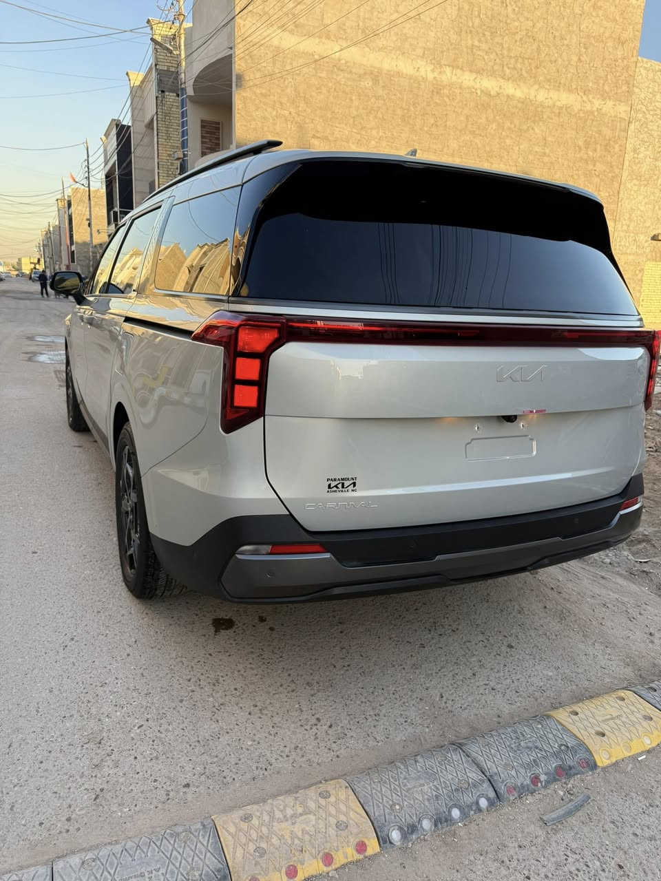 كيا كرنفال 2025 وارد امريكي  فول للأخير زيرو ماشيه 700 كيلو  حجم المكينه 6 سلندربدون ضرر تقرير سيول امطار تعمل وتسير 
سياره بحاله الوكاله بدون رقم بسمي مكان الساره بغداد 
سعر 310 وبيهه مجال ***********
