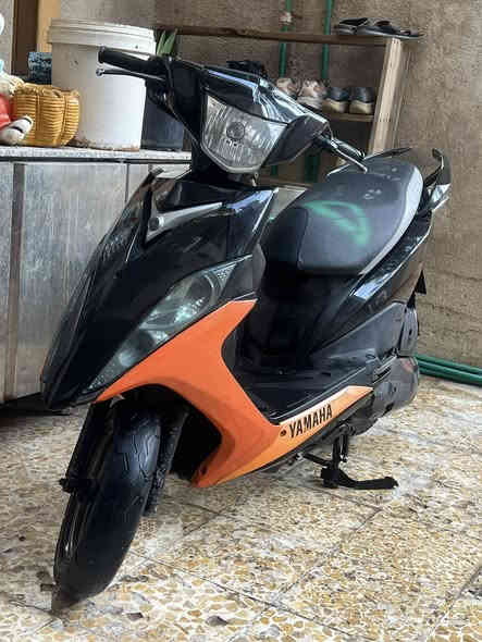 مضلع حديث نوزل 2012
دبل ابلادي 
سبايدر ابلادي 
مكينه ما مفتوحه
عداد إلكتروني شغال لونين بلادي 
جويتر ما مفتوح 
نوزل ما مفتوح 
الدراجه كفاله كفاله كفاله من السرقه والمكينه 
الدراجه احله من الصوره نصبه وشكل 
معدل 110 اطلع 
شلعه 
الدراجه كلشي بيه ابلادي بعده بوضع الشركه ما مبدل بيه برغي 
صاله 20 يوم من نزلت من الرمبه من بغداد 
الدراجه عوزه بس سايق مو جنايه وما تعرفله لا تراسل 
سعره واحد وميتين وخمسين 1250 وبيه مجال خابر ع رقم او خاص واتساب ***********
