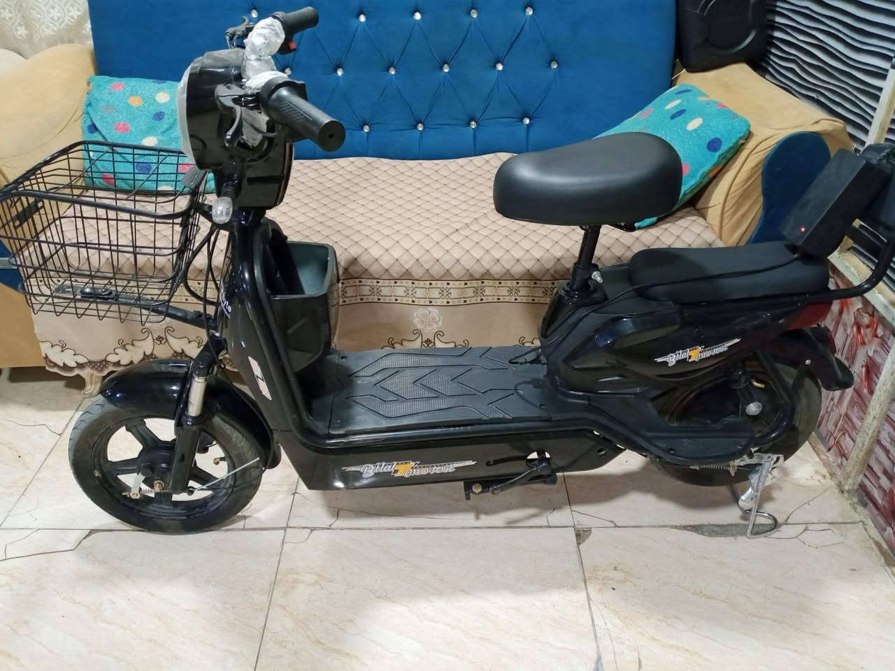 دراجه شحن البيع السعر 250 وبيها مجال توه طالعه محلات فول مواصفات


**إذا كنت صاحب هذا الإعلان وتريد حذفه لأي سبب، رجاءا أرسل رسالة إلى الدعم الفني**
