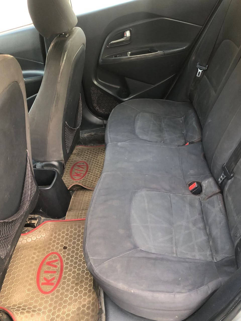 السلام عليكم
كيا ريو موديل 12 وارد امريكي. ضربتها. جاملق خلفي.رقم جديد باقي بس استلمه داخلها حلو نضيف. صدر جديد امامي خلفي. تخم تاير.جديد وضع المحرك ولكير بحاله جيده. سعرهاا 65 وبيهاا مجال. ***********
