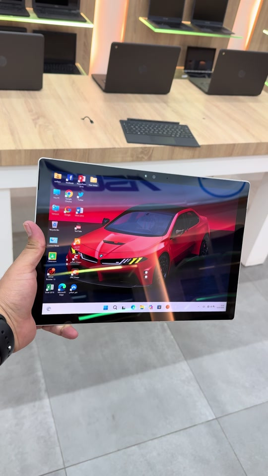⁨	⁨	Microsoft Surface Pro 4 💻 المعالج / core i7 6th  الرام / 8 GB  الهارد / 256 ssd m.2 Nvme  شاشة 2kلمس تنفصل  كيبورد عربي انكليزي ضوئي  سوبر سلم نحيف جدا  بسعر / 350,000 التوصيل مجانا لكل العراق 🚚🆓 عند الطلب يمكن طلب تنزيل اي برامج تحتاجها بشكل مجاني  الضمان شهرين صيانة او استبدال في حال وجود اي خلل مصنعي بالجهاز📍⁩ للحجز واتساب  ***********
