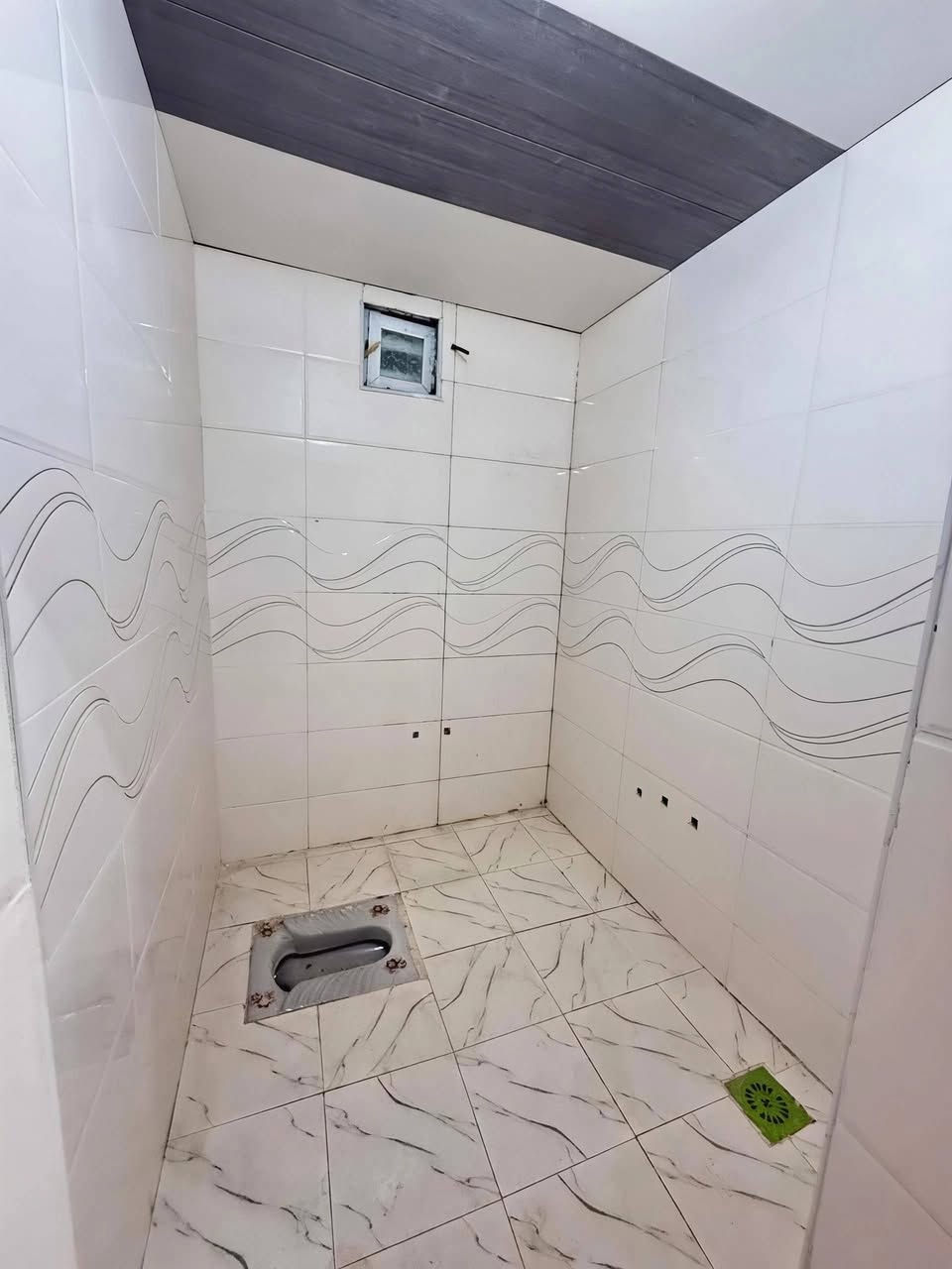 دار #للرهن بسعر 15
مليون
الموقع 🏡النجف الاشرف شارع الصب عمود 317 #بعد_عن_شارع_الصب70_متر_قريبه_كلش
مدت سنه وقابل للتجديد 
خدمات كامله 
/ماء/كهرباء/مدارس/سوق/شارع #عرض10

مساحه البناء 100 متر 🏡
غرفه/صاله/مطبخ/صحيات/ستقبال/مكشوفه

مبلغ الرهن💵 15 💵مليون قفل قفل 
***********
***********
***********
