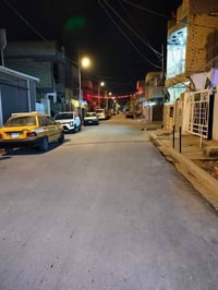 الدار للبيع مساحة ٨٠ م طابق واحد سند ٢٥ وكالة ام الصورة يحتوي علي استق...