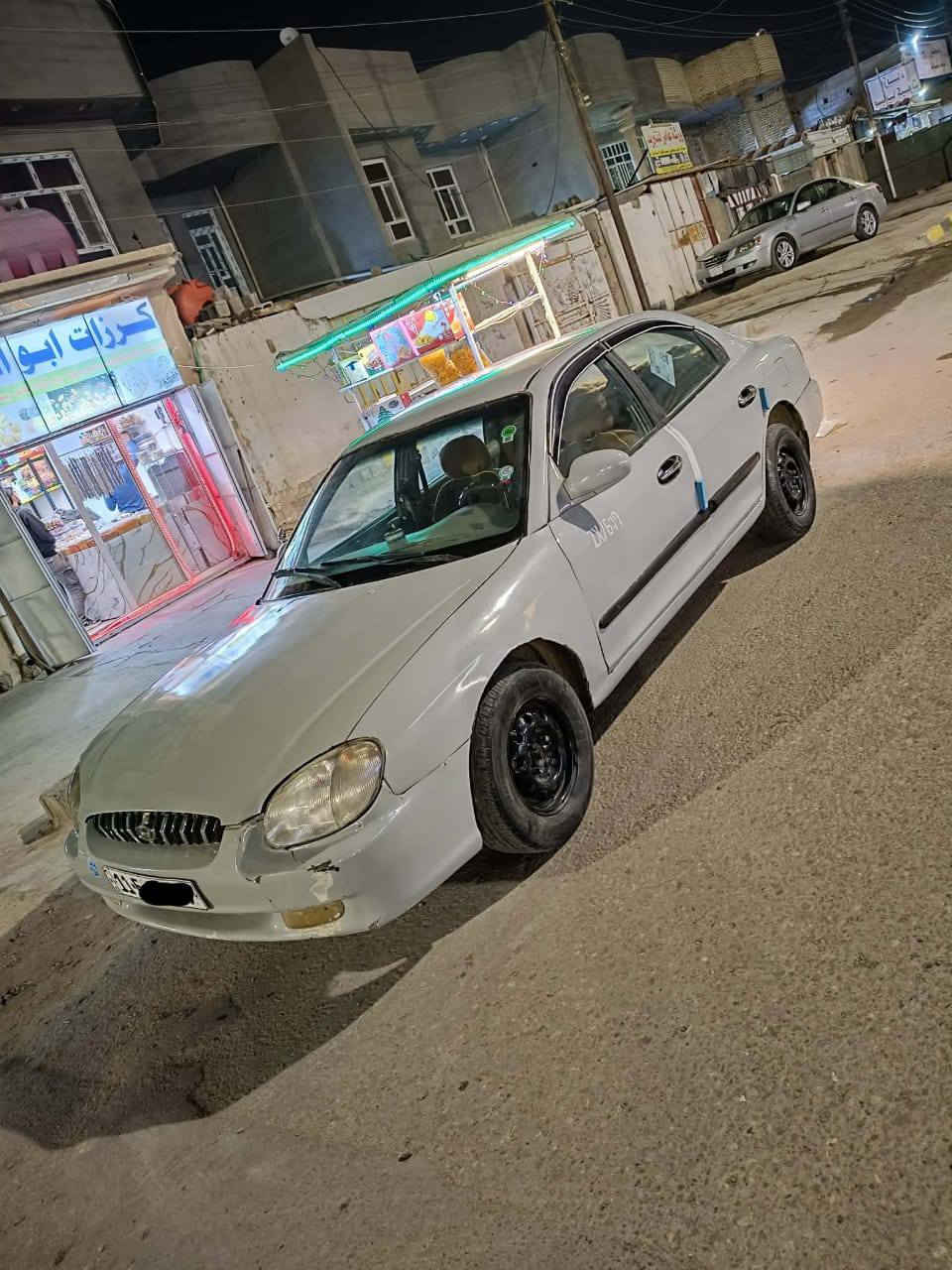 السلام عليكم... سوناتا ٢٠٠١ محرك ٢٠٠٠ كير عادي مصبوغه عام اثر جراد السعر ٤٥  وبيها مجال للشراي..***********
