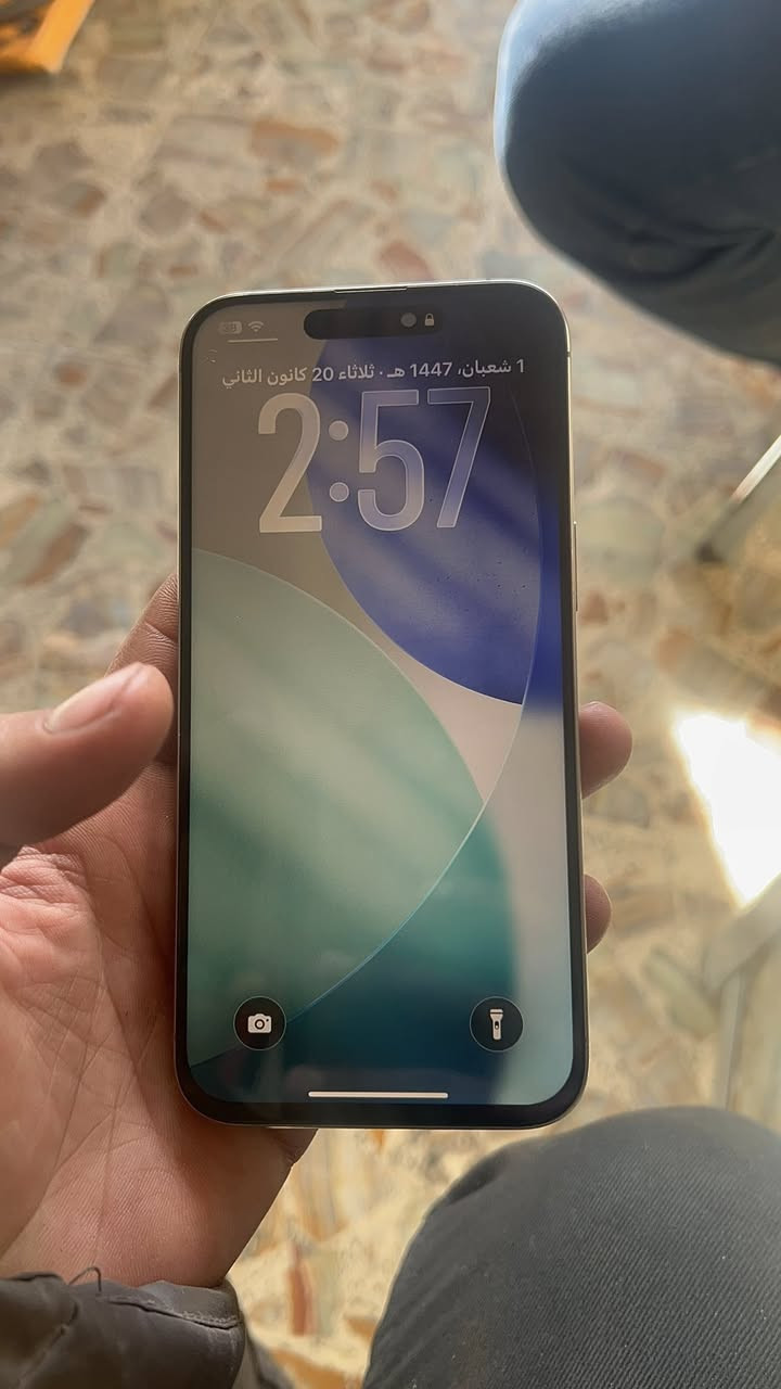 سلام عليكم ايفون 15 برو ماكس للبيع تفاصيل بالصور كامل مبدل شاشه فقط وضهر مكسور 600 وهاذه رقمي *********** مكاني نجف كوفه حي نيسان
