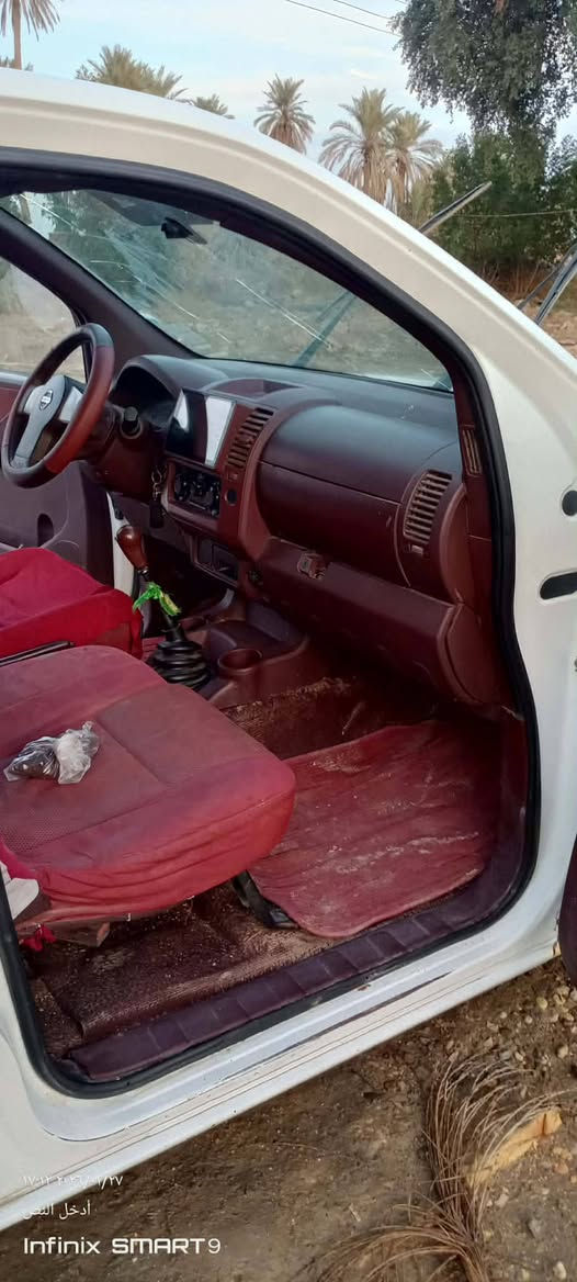 اسلام عليكم سياره نيسان نيفار البيع موديل 2009محرك بلاد خير من الله كير عادي تخم تايرات جدد حداديه نضيفه كفاله عامه من كلشي تبريد ثلج تدفه شغاله رقم بصره مداور ثاني يوم البيع اومراوس بفلاونزه مضروبه او اي ضرر حسب القناعه وذا فرق نطي تفاصيل أكثر تصل ع ***********
