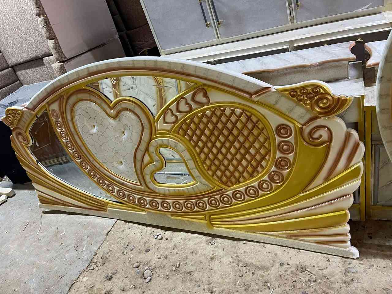 السلام عليكم غرفه صاج حراري حطاطه لون مميز  العنوان كاطون رازي مزاد الريان للتواصل ***********
