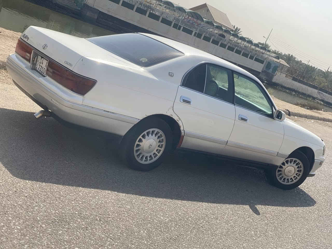 السلام عليكم للبيع بطة منفصل مديل 1991 مكفولة من الضربة القوية والصبغ عده الجاملغ الخلفي جهة السايق مصبوغ سيارة جاهزه كير مكينه كفاله حدادية 80‎%‎ تخم تاير توني شادهن شاشة وكامرة خلفية تبريد ثلج شاشة منضومة كاملة راديتر وراديتر تبريد وكمبريسر وفابريته كهربائيات كلهه شغاله للعلم سياره عليه منضومة غاز يعني انسه الصرفية سيارة بأسمي سنوية لل29 السعر 75 وبيهه مجال مكاني البصرة ابو الخصيب باب سليمان ***********. ***********
