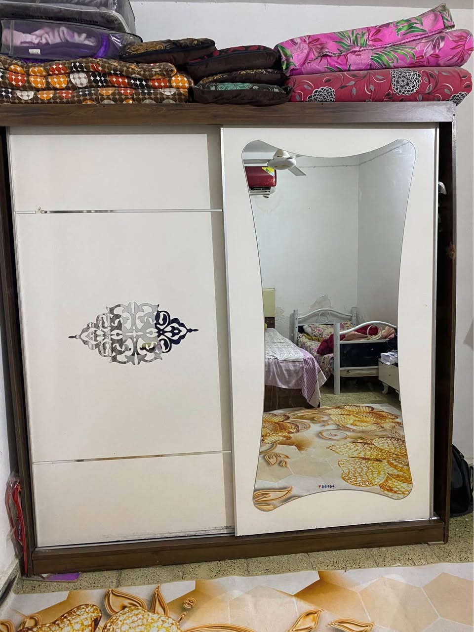 السلام عليكم كنتور تركي بيبانه سحب للبيع الكنتور نضيف حيل سعره ١٢٥ مكاني الناصريه مركز 
*********** Singapore
