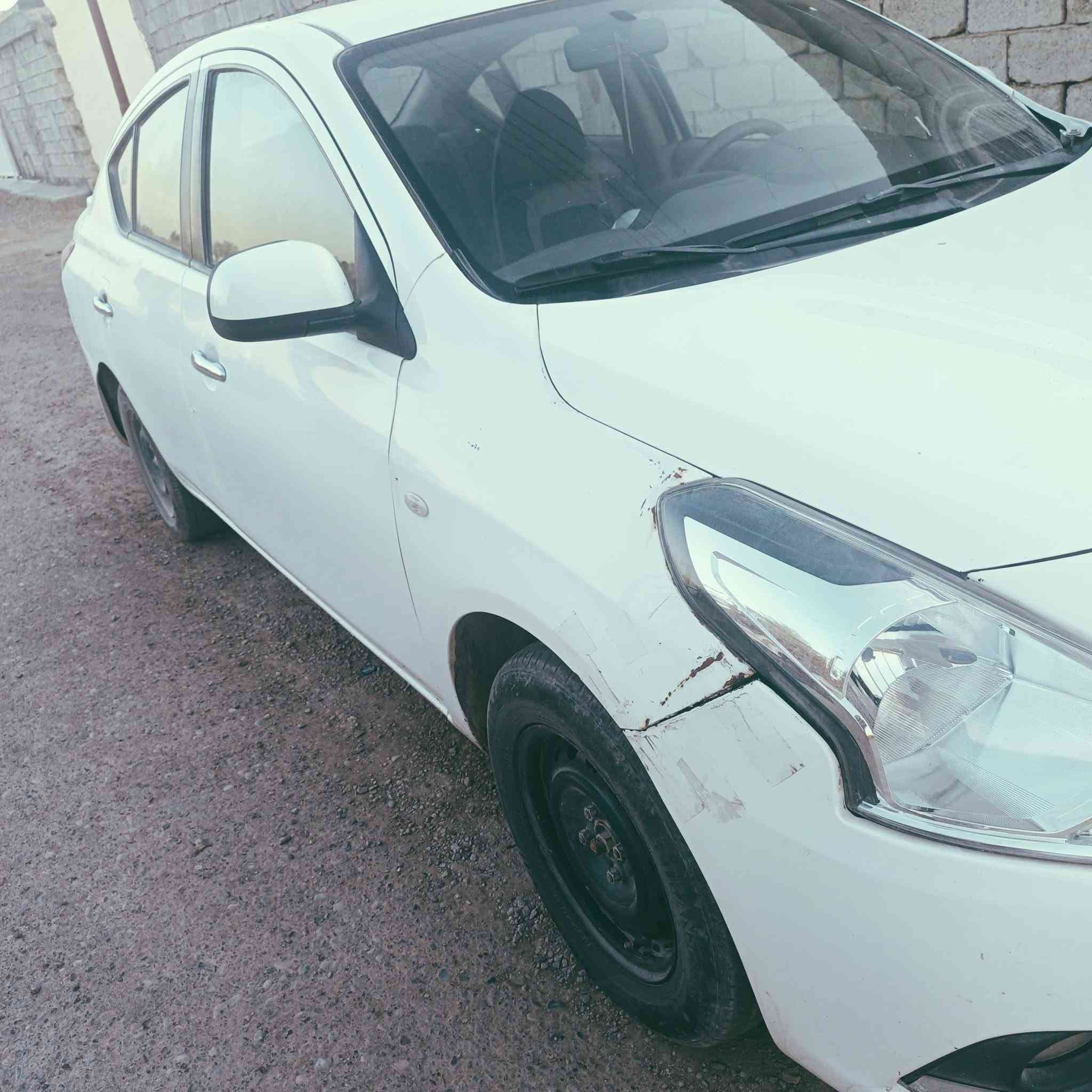 السلام عليكم نيسان صني هندي ام البليته الزرگه موديل ٢٠٢٠ ماشيه ١٣٠ بيها قطعتين وبارد بسيط سنويتها نفذت قبل ٣ اشهر صدرها يحتاج تبديل.. محرك كير وتبريد فول السعر ٩٥ وبيها مجال العنوان بغداد تقاطع النهروان 
متواجد  ***********
