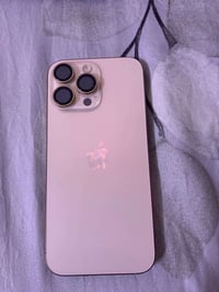 ايفون 16 برو ماكس ذاكرة 256 البطارية 100 مشحون 83 مرة كارتونة وكيبل اص...