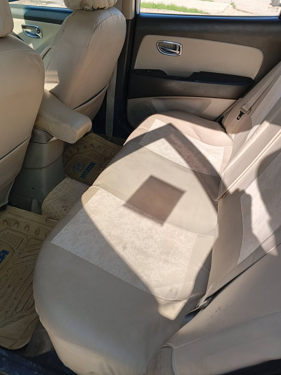 سلام عليكم سياره موديل (2011)ونضيفه السعر(125)وبيها مجال (***********)
