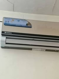 سبلت للبيع طن واحد جديد شهرين مشتغل فقط وعلى الفحص السعر ١٧٥ وبي مجال ...