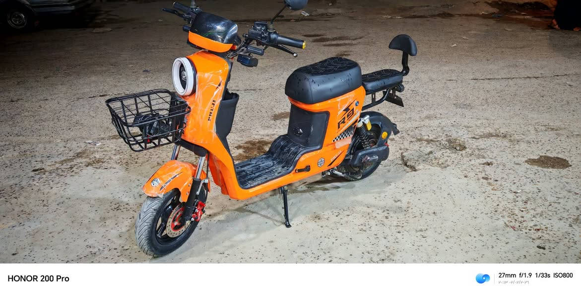 لبيع 900 ولي استخدام شهر
سعر 500 وبيه مجال
***********
