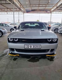 دوج جالنجر SXT • ٢٠١٠ • ماشيه ١٤٠٠٠٠