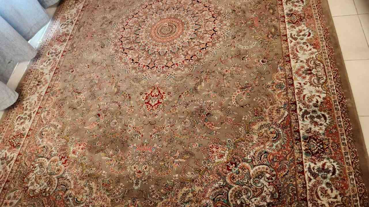 زولية ماركة إيرانية عدد 4 للبيع حجم 2.5 في 3.


**إذا كنت صاحب هذا الإعلان وتريد حذفه لأي سبب، رجاءا أرسل رسالة إلى الدعم الفني**