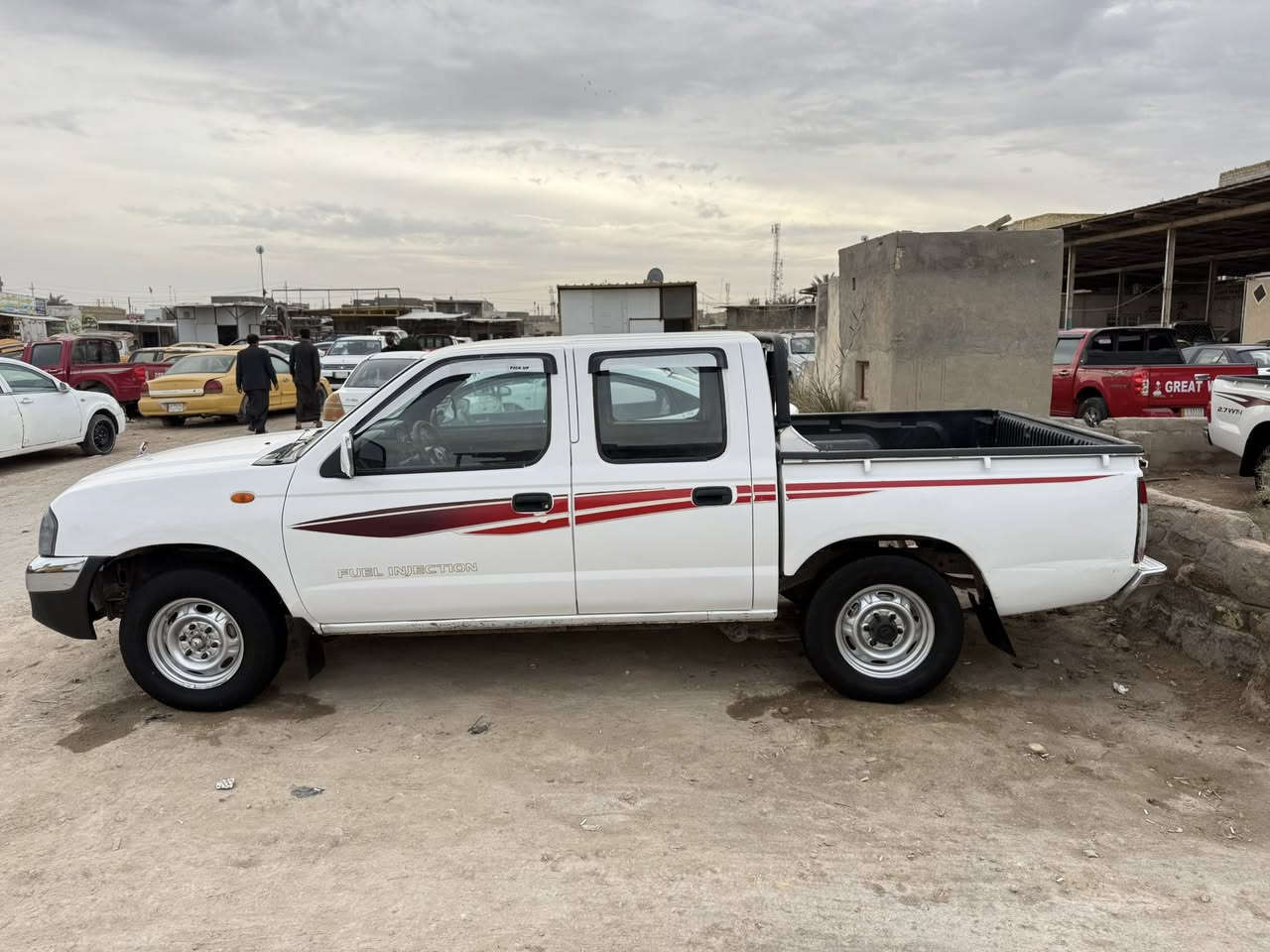 سلام عليكم للبيع نيسان موديل ٢٠١٠ كفاله عامه رقم بغدادالسياره جديده كير محرك حداديه تخم تاير. كله حديد مداور ثاني يوم. سعرها ١١٨ وبيها مجال عنوان السماوه الرميثه 
***********
