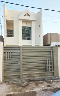 مشتمل طابقين • ١٢٠م • طابو صرف