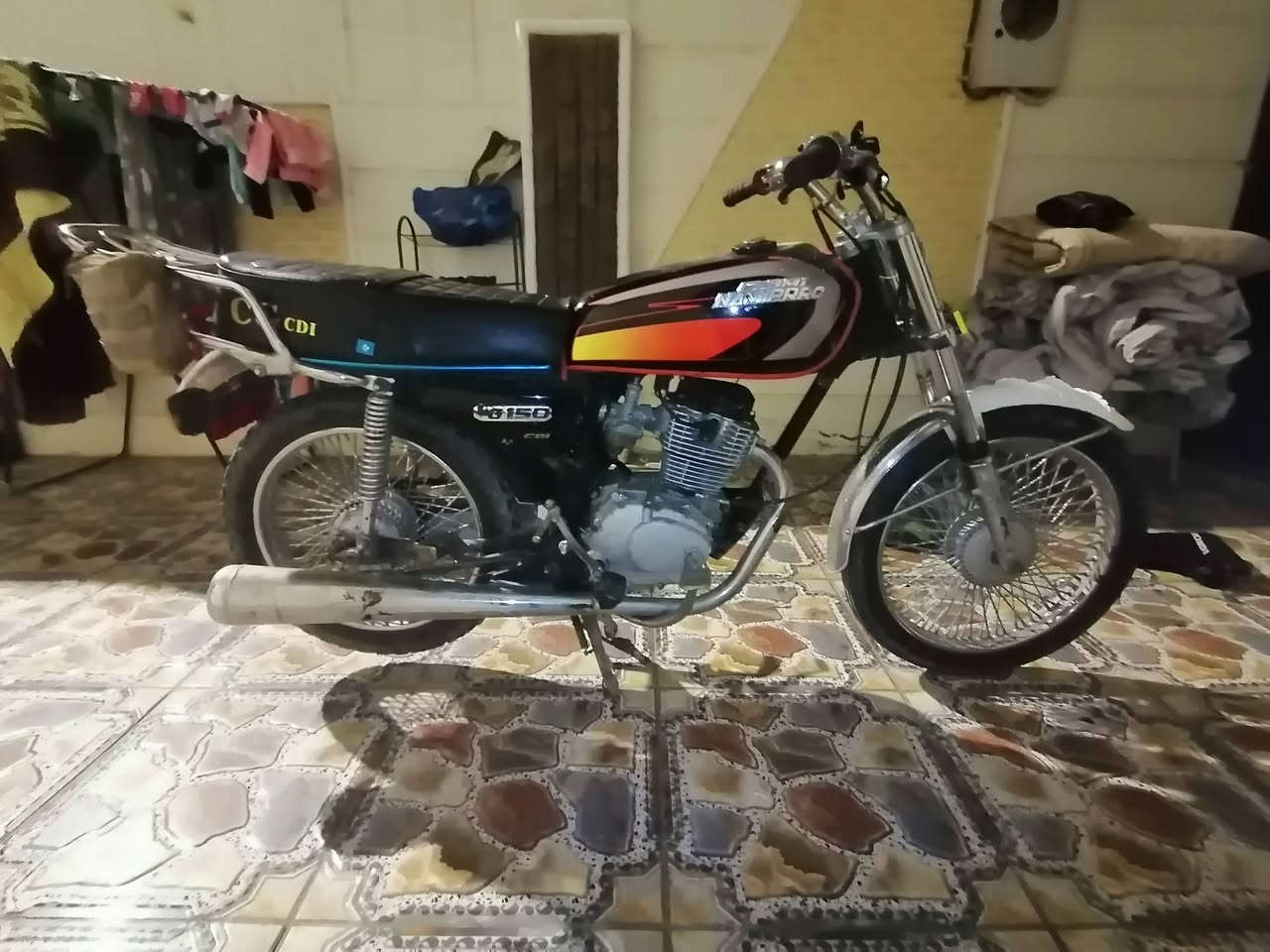 سلام عليكم شباب دراجه 2021نضيفه سعره 250وبي مجال قليل مكان خانقين رقم***********
