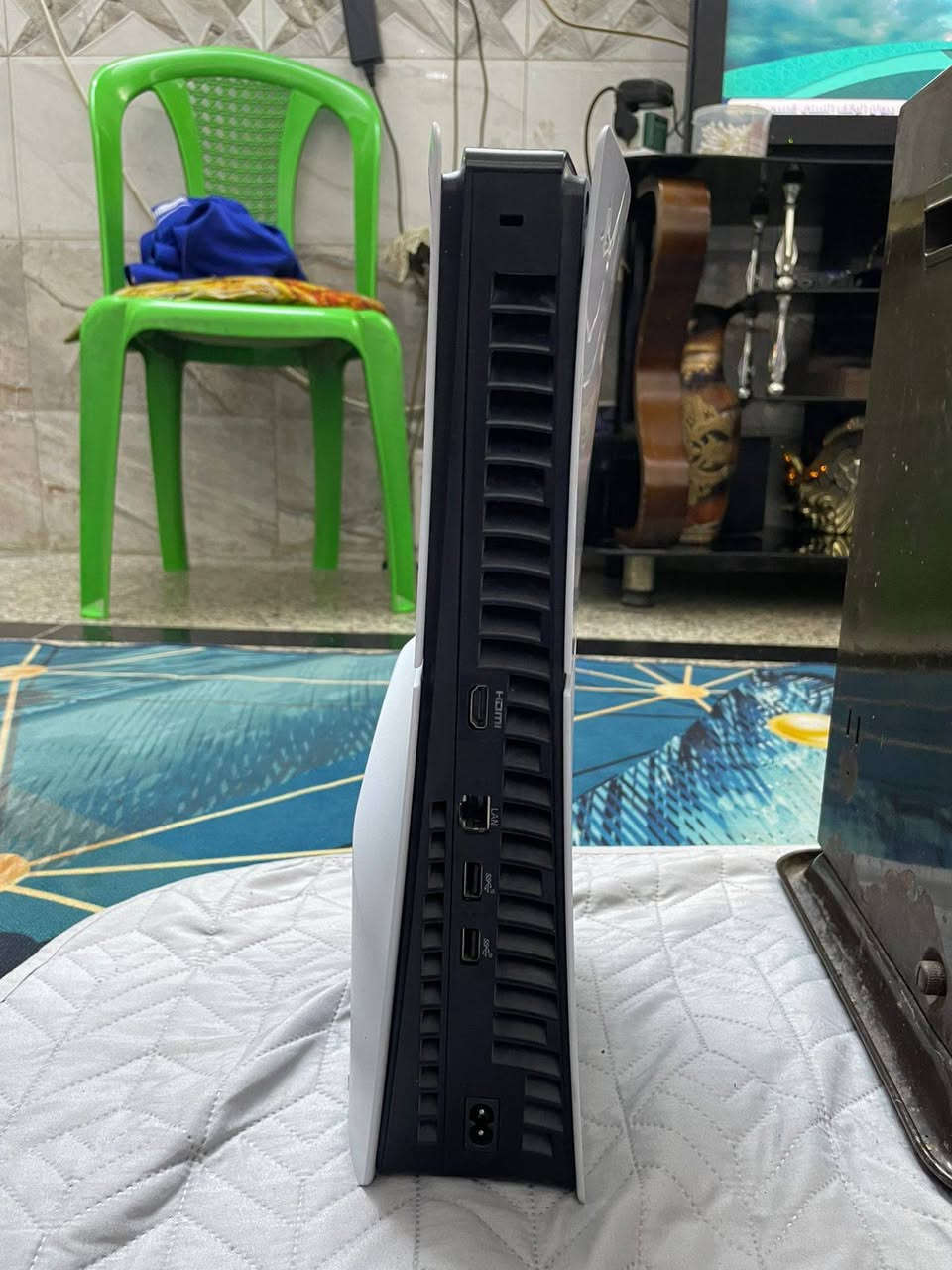 بلي فايف سلم أوربي كامل ملحقات الاصليه مع الكارتونه و الوايرات الاصليه بدون حساب يجي السعر 525 قفل قفل قفل الي يريد اقل من هاذ السعر الا يعلق مكاني بغداد ***********
