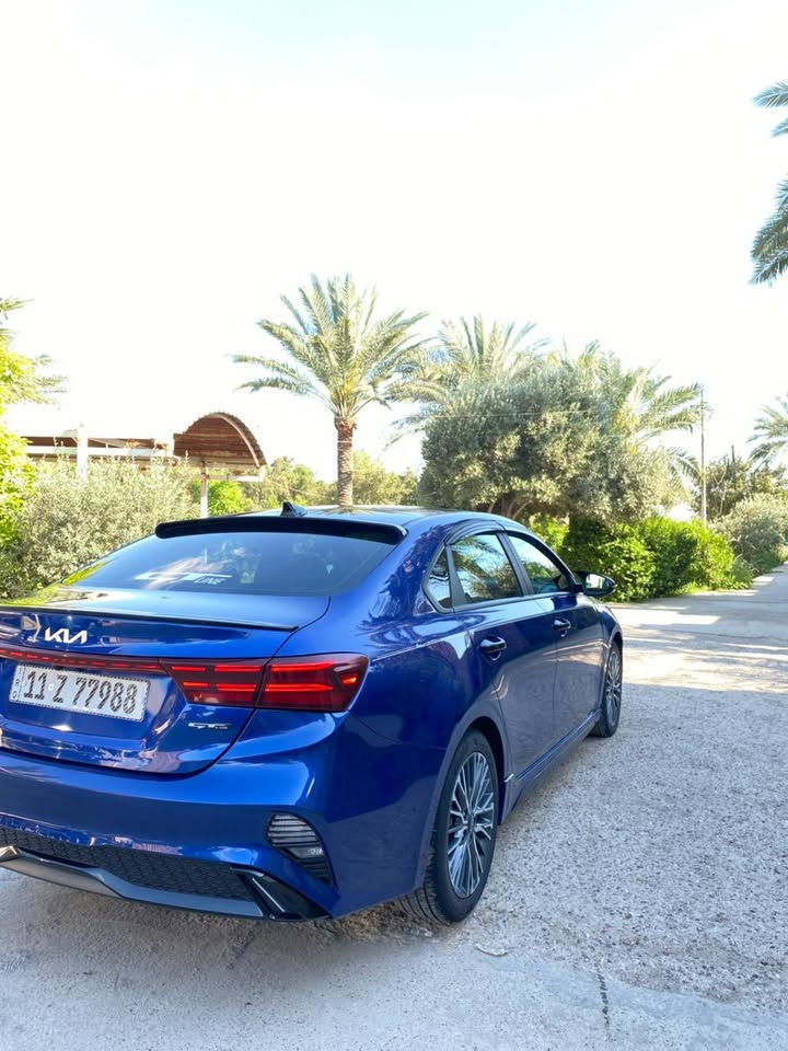 سلام عليكم للبيع 
كيا فورتي موديل 2024 GTline  فول عده الفتحه محرك 2000 
ماشيه (46) كيلو متر
المواصفات:- 
1-رادار امامي + رادار جانبي
2-رادار خلفي 
3-نظام توقف ذاتي 
4- نقطه عمياء
5- تحديد مسار
6- مثبت سرعه
7- أشاير بل مري
8- لايت امامي LED
9-لايت خلفي LED
10- كشنات جلد + مخمل
11-شاشه كبيره + تدعم كار بلاي
12- تبريد بيانو 
13- نظام سبورت+نورمال
14-بصمه
15-تشغيل عن بعد
16- دخول بصمه ذكي
17- ترحيب بل أبواب
18- كامره دواره
19- سايد بريك كهرباء
20- نظام اوتو هولد
الحادث جاملغ امامي مال الصدر وتعديل بارد بدايه البنيد 
مكاني بغداد الدوره 
الاتصال على الرقم. ***********
السعر 155بيه مجال بصيط 
سياره جاهزه مجهزه كير محور أي تي 
ايرباك راجع سستم
