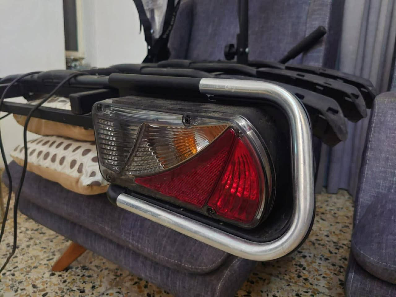 متوفر حامل دراجات هوائية
استيراد من تركيا 

يحمل 4 دراجات

بك لايت شغال ينربط بالسيارة 

يتحمل وزن 60 كيلو 

السعر 175 الف وبي مجال

ينربط بالهوك 

***********
