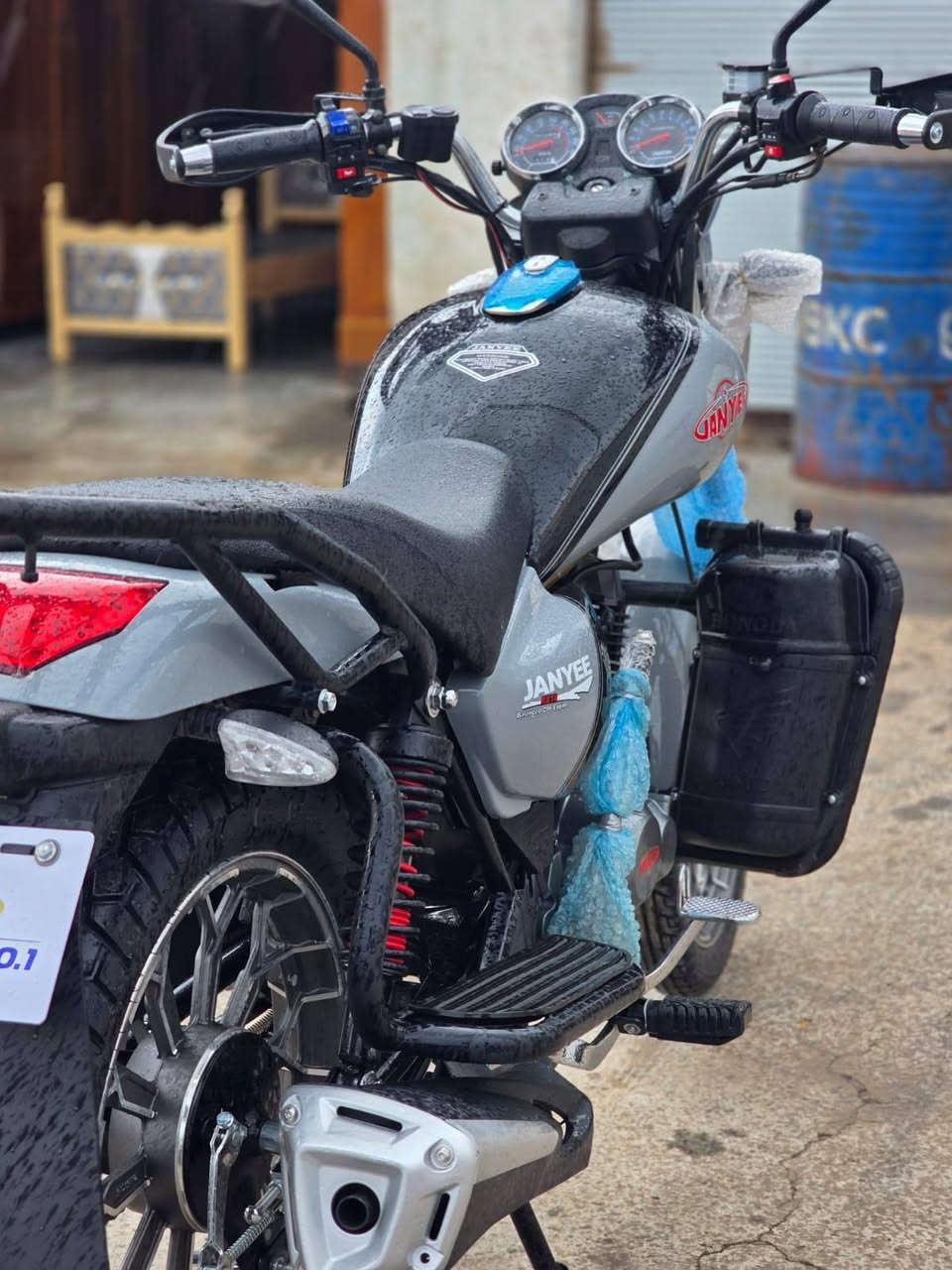 مكلف بالنشر
#للبيع ويرهم مراوس ب (ستوته)السعر مليون ونص  وبي مجال فول مواصفات مال جناية موديل 2026 ماشي شي قليل الشراي يتصل☎️***********
