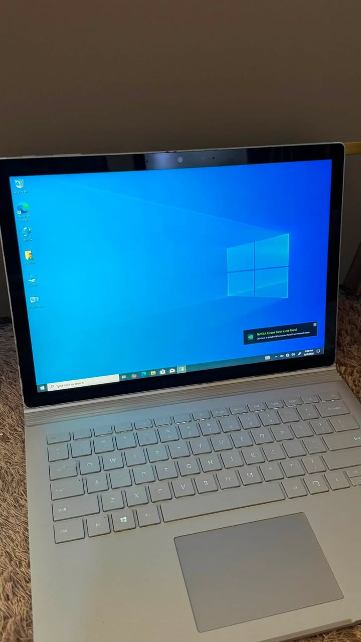 للبيع: 🔥Microsoft Surface Book 3 (بأعلى المواصفات)
I7جيل عاشر
 الرام: 32 
Ssd512
كارت شاشه انفيديا
مبدل شاشه اصليه 
السعر 750 فقط


**إذا كنت صاحب هذا الإعلان وتريد حذفه لأي سبب، رجاءا أرسل رسالة إلى الدعم الفني**