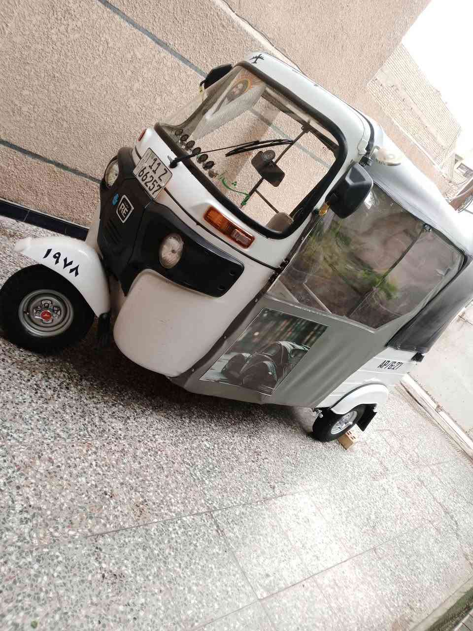 سلام عليكم 

تكتك 20 شهر العاشر 

تكتك مال جناي 

هزه جديده رقم بغداد انكليزي  بسمي تحويل ثاني يوم 

الشراي يخابر 
***********

مكاني بغداد الجديده
