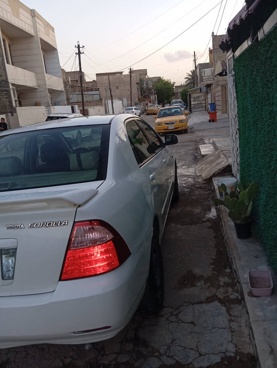السلام عليكم كورلا بيكاتشو 2006 مكينه1600 بدون دوانص شرط مع التبريد والبانزين العادي لان زارع بيها حجر بيئه وترايك الظهر تبريد ثلج مابيها كل حادث مصبوغه قطع ابيع حزام تخم اطار ياباني حداديه 85 ب الميه سنويه باسمي جانيها صار اكثر من 5 سنوات مكينه جديده سياره احلا من الصور سعر 85 بيها مجال بصيط *********** غير متواجد على صفحه الفيس بوك
