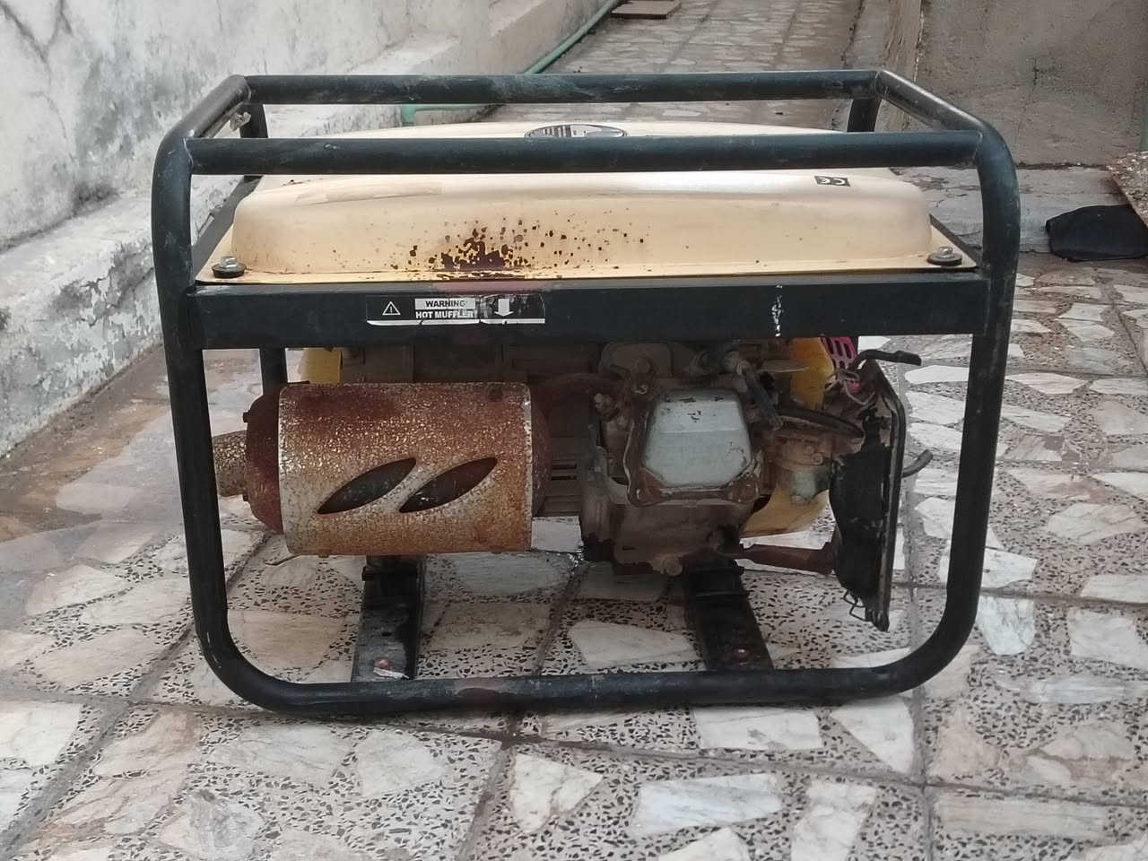 مولده ١٢ أمبير السعر ١٢٥ قفل شغاله


**إذا كنت صاحب هذا الإعلان وتريد حذفه لأي سبب، رجاءا أرسل رسالة إلى الدعم الفني**