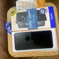 تكنو سبارك 30 برو • ٢٥٦ • ١٦+١٦ رام