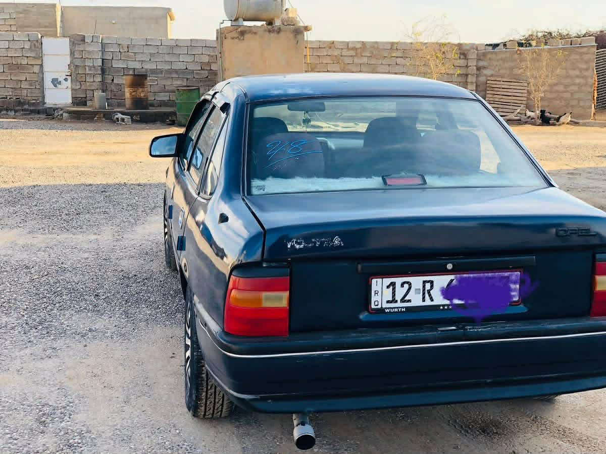 سلام عليكم سياره فكتره 16 للبيع محرك شرط كير شرط كهربائيات كلها شغاله مكفوله كفاله عامه تحويل من الشرعي رقم نينوى دولي سنويه ل 30 السعر35 وبيها مجال مجال الاتصال: ***********
