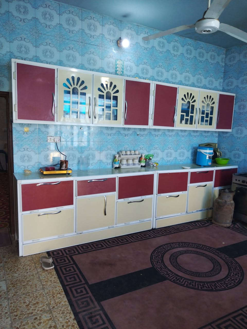 سلام عليكم بيت للبيع مساحه 200 موقع حي شعب للستفسار
***********
