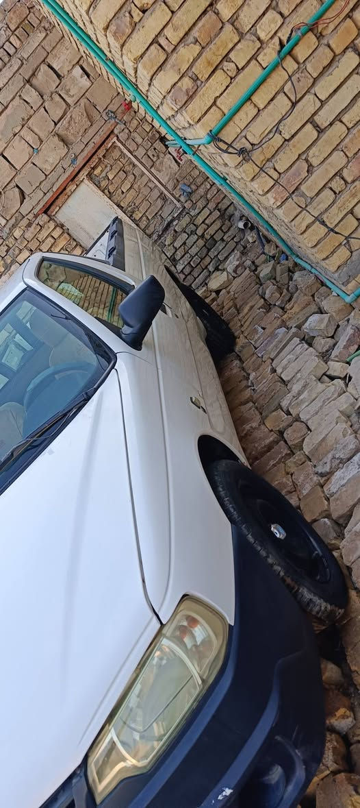 سياره بيكم اريدو تك موديل 16 رقم ذي قار لوحات انكليزي سنويه بأسمي تحويل ثاني يوم جديده مكان السياره ناصريه السعر 42 وبيه مجال 
***********
