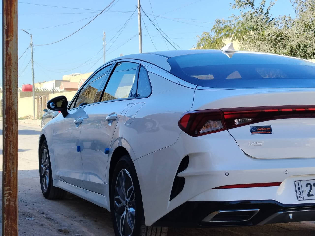 لسلام عليكم
اقراء المنشور قبل لا اتخابر

الأسم / كيا فايف هايبرد بانزين وارد كوري 
مكفوله كفاله عام من الحادث والضربه فقط صبغ 
محرك ٢٠٠٠ دوش كير اياتي ماوس 
موديل / 2023 رقم أربيل الدولي مداور ثاني يوم 
الون / ابيض 

2 / تحكم استيرن جهتين
3 / كامره خلفيه دواره
4 / حساس خلفي

6 / لد أمامي
7 / لد خلفي
8 / كشنات جلد اسود
9 / 4 بصمه
10/ كشنات هيتر

12/ رادار جانبي
13/ تحديد مسار ذاتي
14/ وقوف ذاتي
15/ قياده ذاتيه
16/ مري ام الشاره

19/ نظام اسبورت
20/ سيد ابريك بصمه
21/ اناره الداخل ذكيه
العنوان النجف الكوفه لتواصل أكثر
***********
