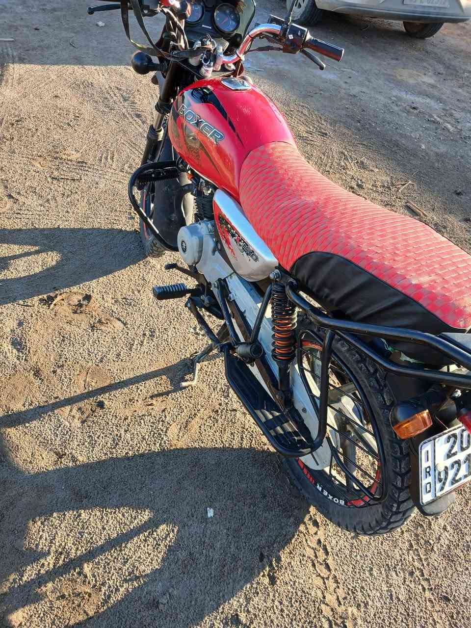 بوكسر موديل ٢١ مرقم مشروع وطني نضيفه تحويل ثاني يوم مابيه اي نقص فقط تفيلس ينرادله سعر ١.٨٥٠ مكان بغداد الرقم ***********
