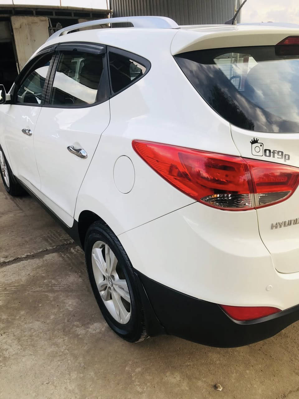 توكسن موديل 2010 ضرر موضح بل صورة بارد وصبغ شبر بوند سعر 130 
***********
