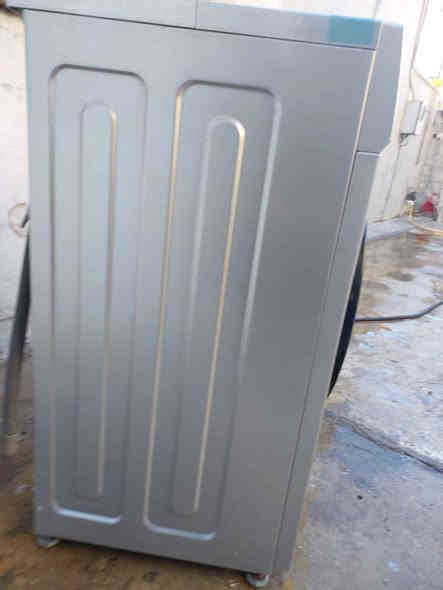 غسالة جيسونك ٧ كيلو ١٢٠٠ دورة مستعمل شهر واحد متل الجديد ب١٨٠ الف للتواصل *********** أربيل
