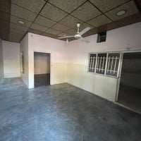 بيت للبيع مساحه 180 متر عمل شعبي السعر 27 للاستفسار 07800629976واتس اب...