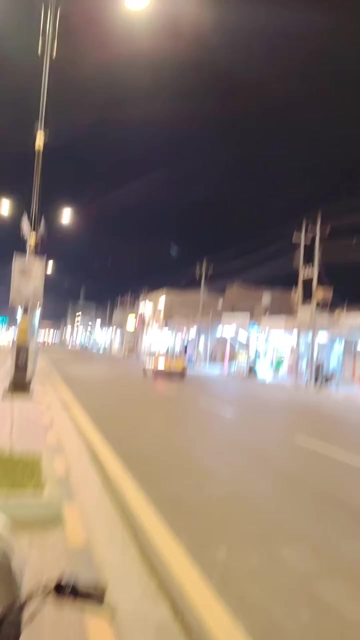 السلام عليكم شباب للبيع أوراق ٥٥ شغل فول كلجات رياضي امامي خلفي كلشي بيها مزود شوفت عينك شعله ومعدل فول عوزها بس صالنصه لن طاكه 500بيها مجال كلش قليل مو شراي اطلع كبل بدون كلام مو حلو *********** مكاني قطاع قرب الساعه
