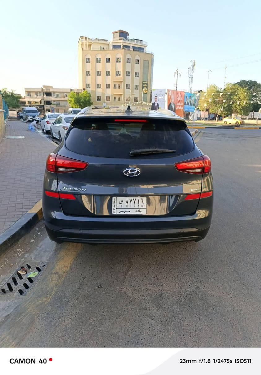 توسان موديل ٢٠ امريكي
حادث بنيد فقط ومصلح نفسه بدون تبديل السيارة رقم بغداد بسمي السعر ١٦٠ وبيه مجال للشراي موبايل *********** ابو عبدالله يوجد واتساب
