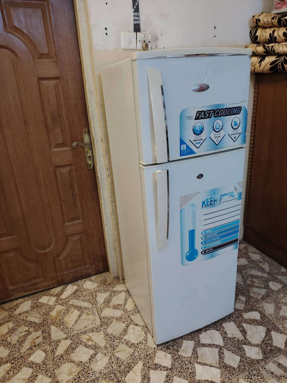 مرحبا ثلاجه للبيع شغاله عل فحص سعر 120 مكانها نجف شراي خاص


**إذا كنت صاحب هذا الإعلان وتريد حذفه لأي سبب، رجاءا أرسل رسالة إلى الدعم الفني**