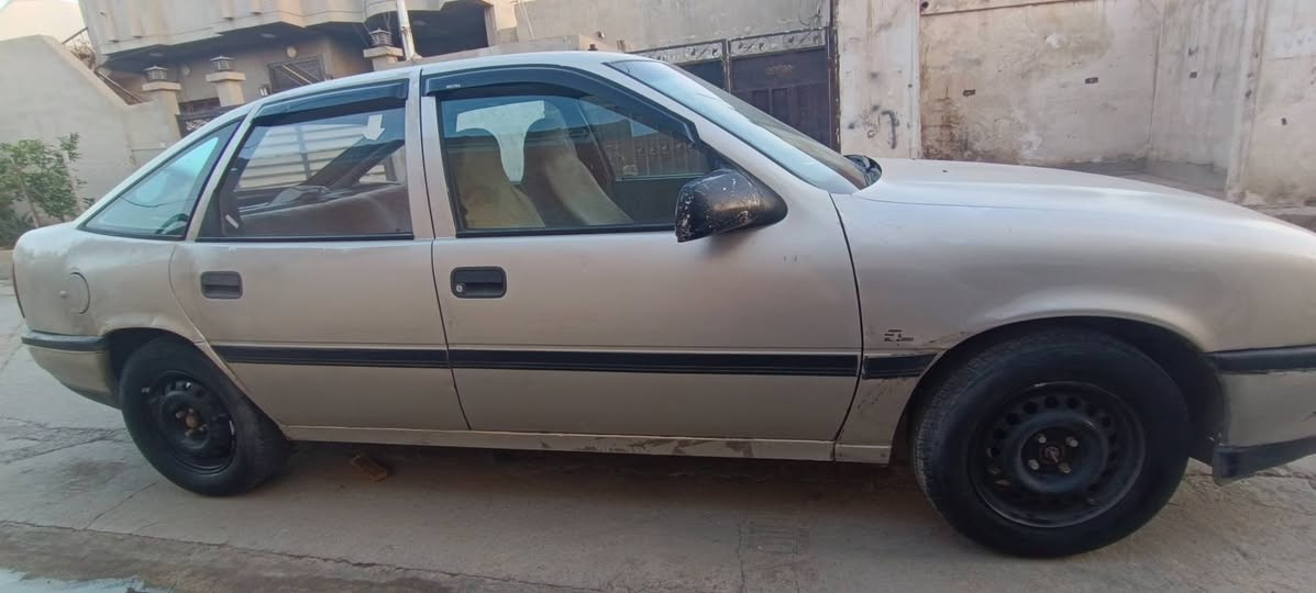 اوبل فكترا محرك 18 المرغوب  كير عادي كير محرك شرط صدر جديد سنوية مشروع وطني لحد 2028 بطاقة بانزين موجوده شرط التحويل سعره 32 بيه مجال مكانه كركوك الحرية كركوك, العراق


**إذا كنت صاحب هذا الإعلان وتريد حذفه لأي سبب، رجاءا أرسل رسالة إلى الدعم الفني**
